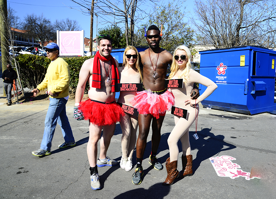 2-14=15 Undie Run_7740.JPG