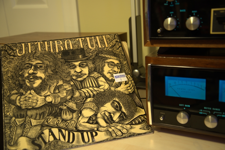 Jetho Tull Stand Up.jpg