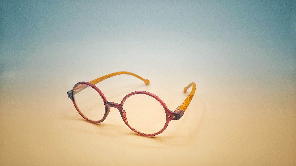 round-shape-eyeglasses.jpg