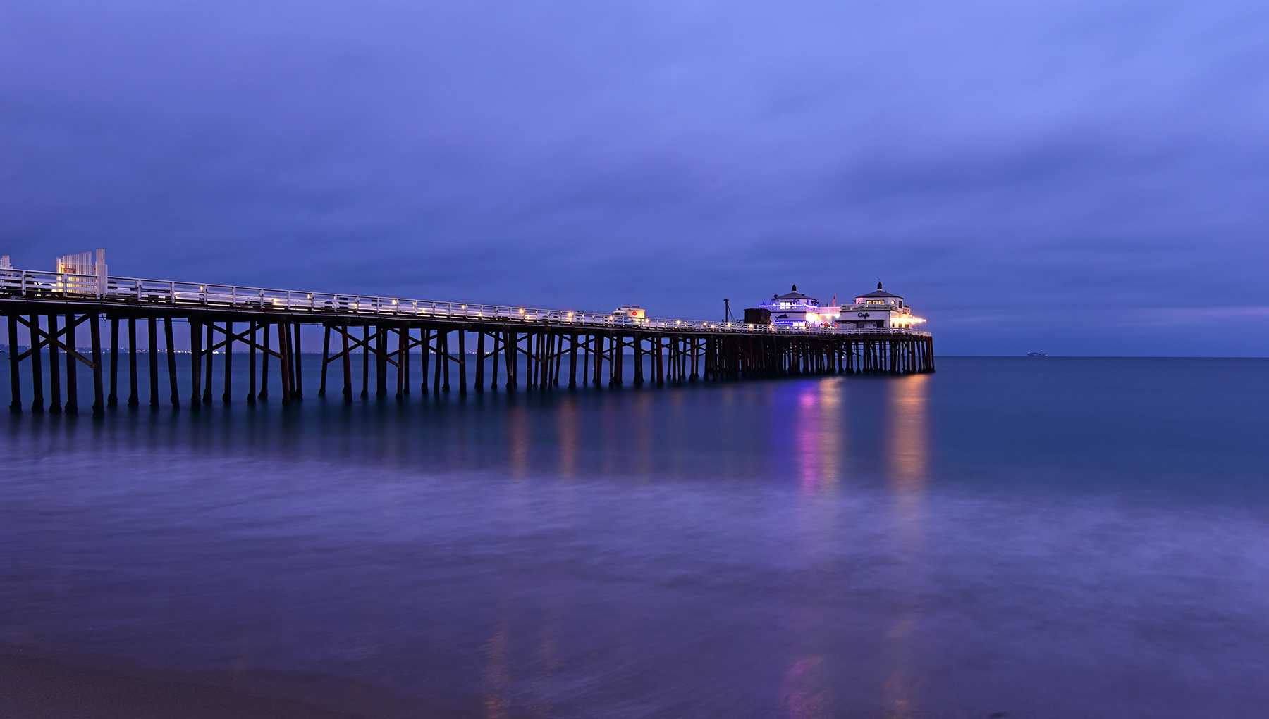 DSC_2090 PS Crop 1800px.jpg