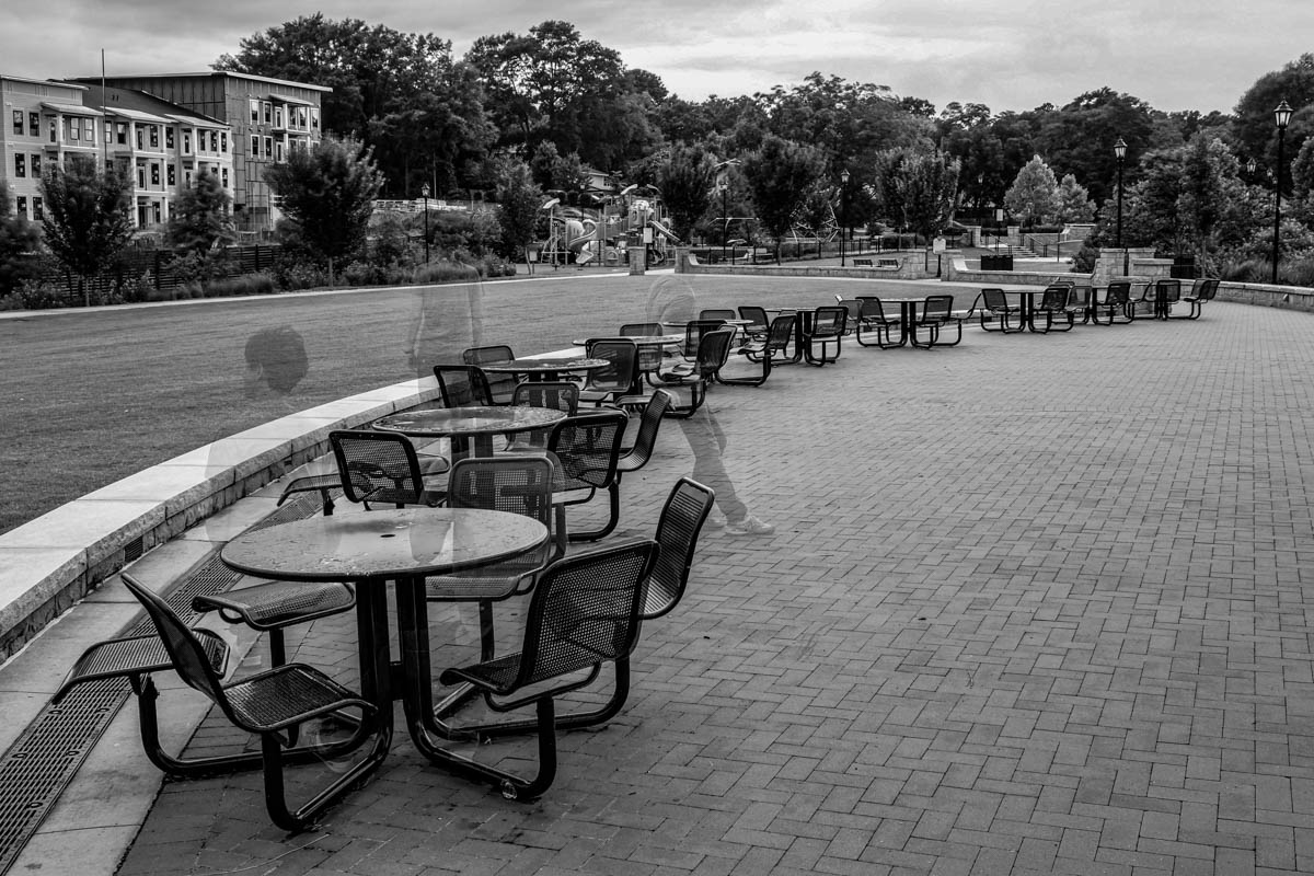 monocrom - parabolic.JPG