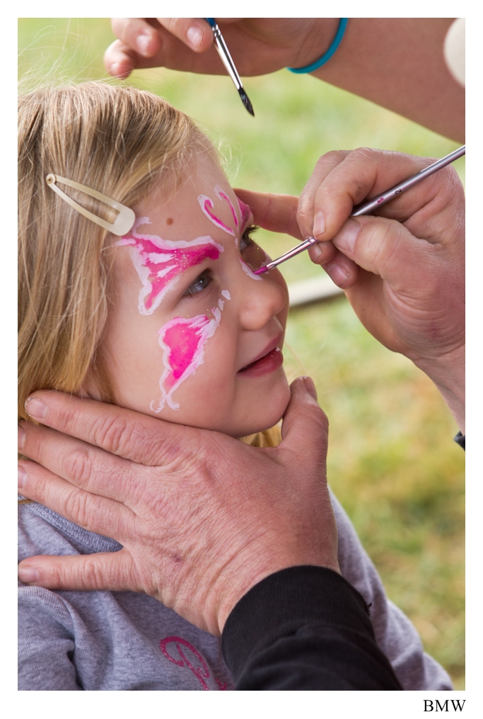 귀여운 꼬마 아가씨.jpg