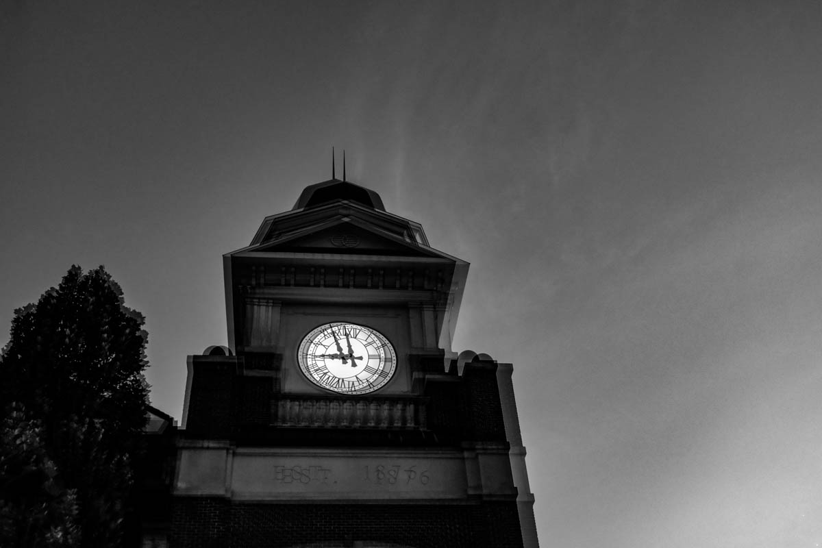 monocrom - cinderella.JPG