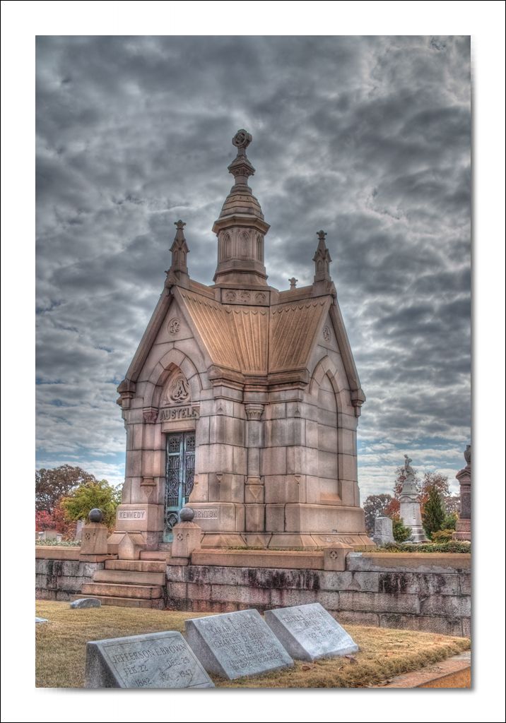 oakland cemetery.jpg