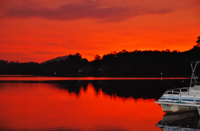 ResizedSunsetatWatersEdge (650x427).jpg