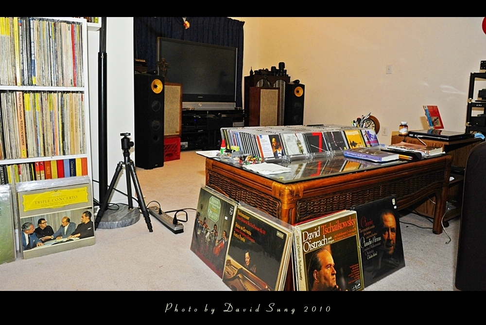 listening room 003.JPG